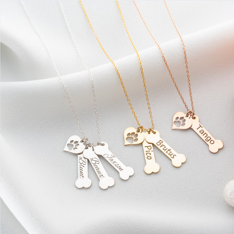 Köpek İsimli Kemik Charm Kolye